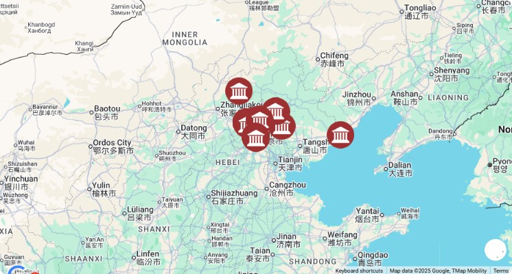 Mapa turístico con los principales puntos de interés de Beijing: Aventura en la Gran Muralla China: museos, monumentos, rutas y atracciones destacadas.